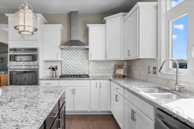 39W509 Norton Lake Drive, St. Charles, IL 60175