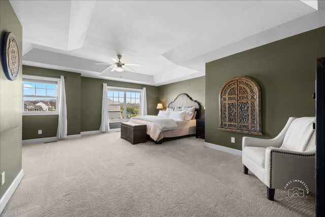39W509 Norton Lake Drive, St. Charles, IL 60175