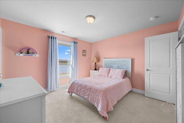 39W509 Norton Lake Drive, St. Charles, IL 60175