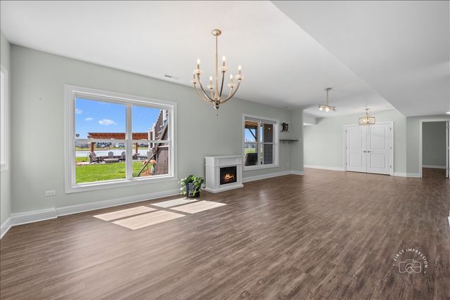 39W509 Norton Lake Drive, St. Charles, IL 60175