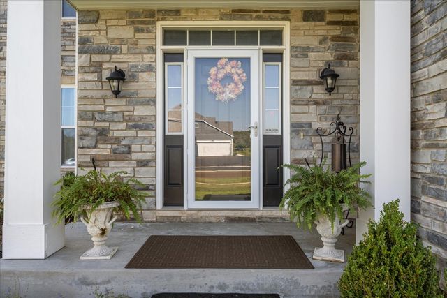 39W509 Norton Lake Drive, St. Charles, IL 60175