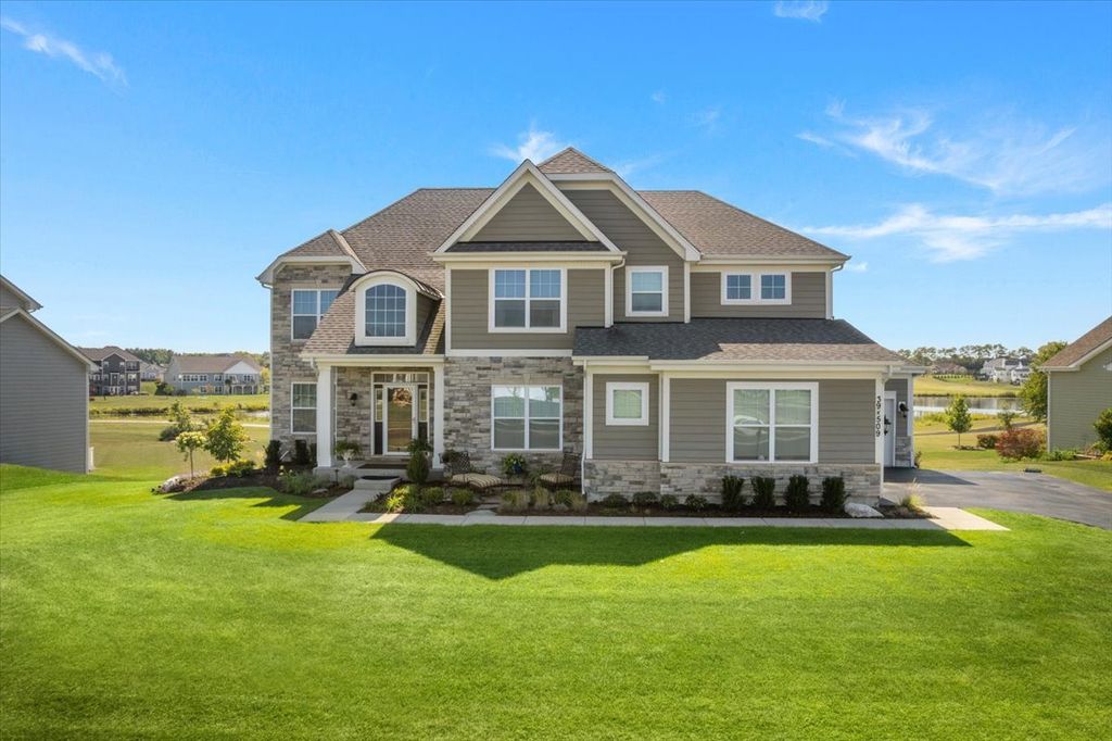 39W509 Norton Lake Drive, St. Charles, IL 60175