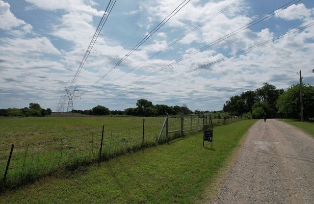 2648 Private Road 5101, Farmersville, TX 75442