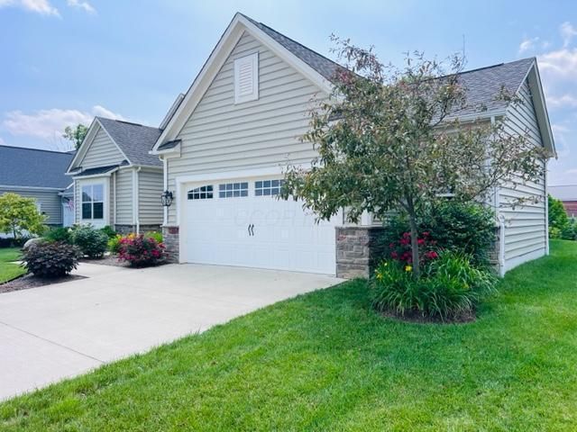 5351 Lilac Avenue, Grove City, OH 43123
