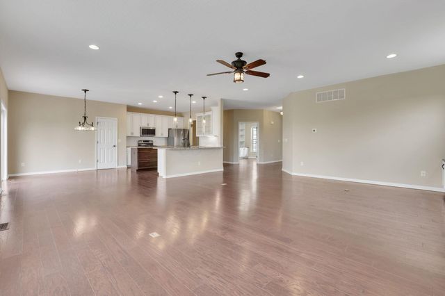 5351 Lilac Avenue, Grove City, OH 43123