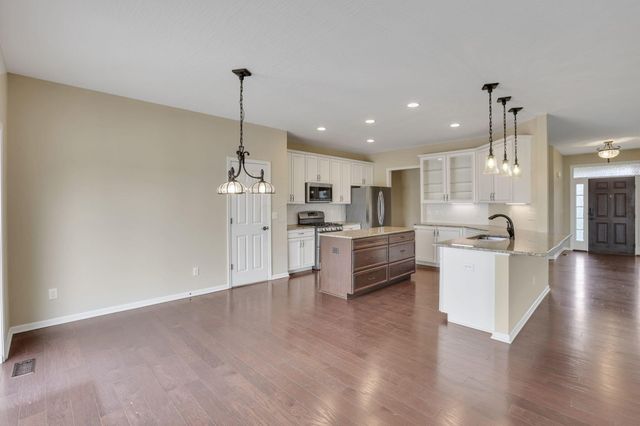 5351 Lilac Avenue, Grove City, OH 43123