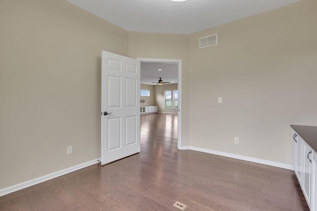 5351 Lilac Avenue, Grove City, OH 43123