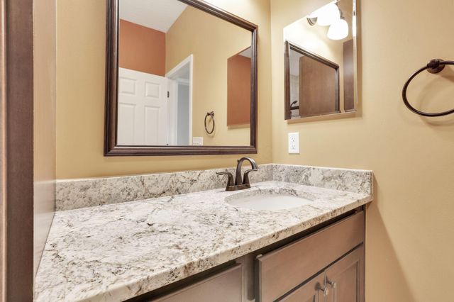5351 Lilac Avenue, Grove City, OH 43123