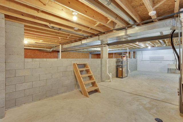 5351 Lilac Avenue, Grove City, OH 43123