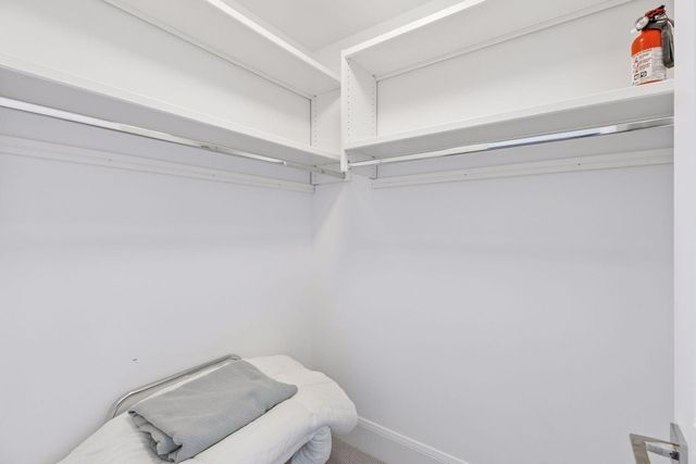 215 Ferndale Road S, Wayzata, MN 55391