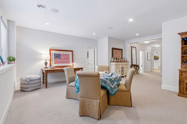 215 Ferndale Road S, Wayzata, MN 55391