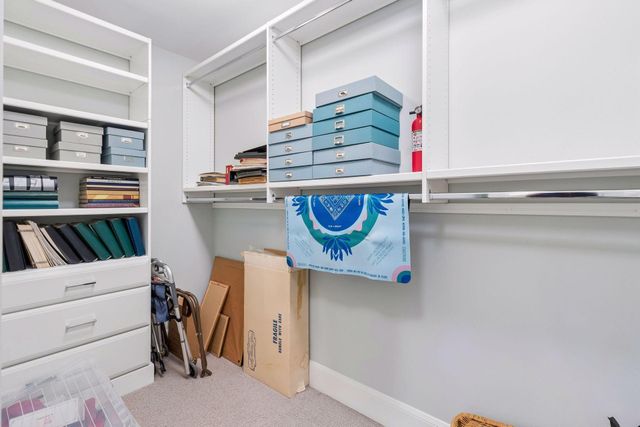 215 Ferndale Road S, Wayzata, MN 55391