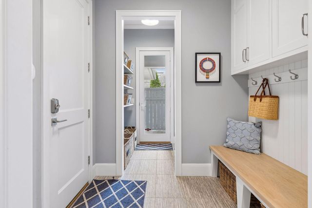 215 Ferndale Road S, Wayzata, MN 55391