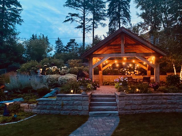 215 Ferndale Road S, Wayzata, MN 55391