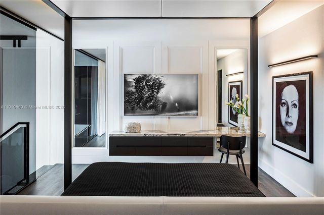 1040 Biscayne Blvd 2202, Miami, FL 33132