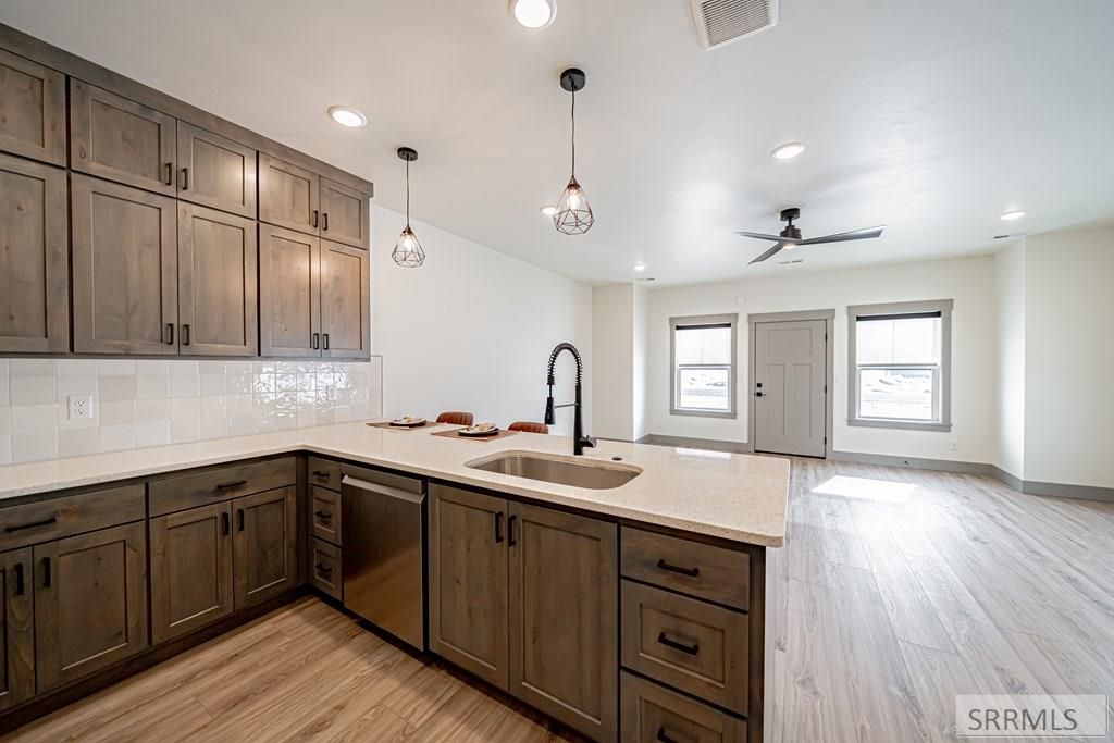 Image 11 of property listing at 5133 N Beach Drive, Idaho Falls, ID 83401