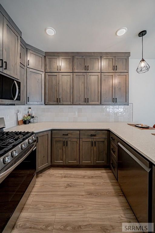 Image 12 of property listing at 5133 N Beach Drive, Idaho Falls, ID 83401