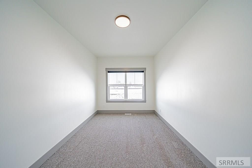 Image 30 of property listing at 5133 N Beach Drive, Idaho Falls, ID 83401