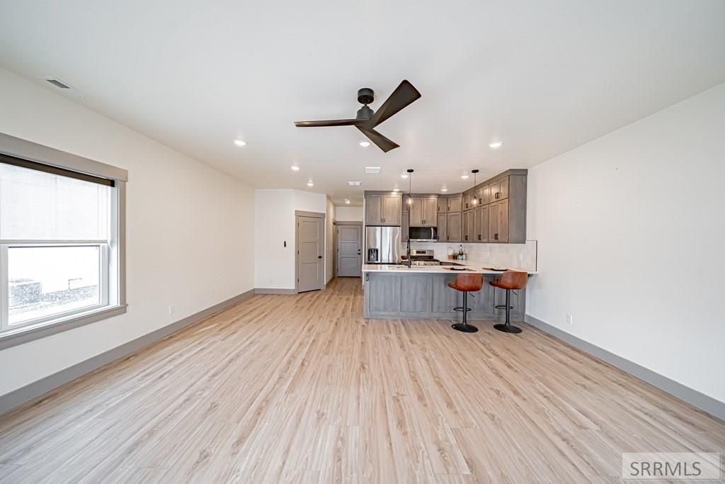 Image 6 of property listing at 5133 N Beach Drive, Idaho Falls, ID 83401