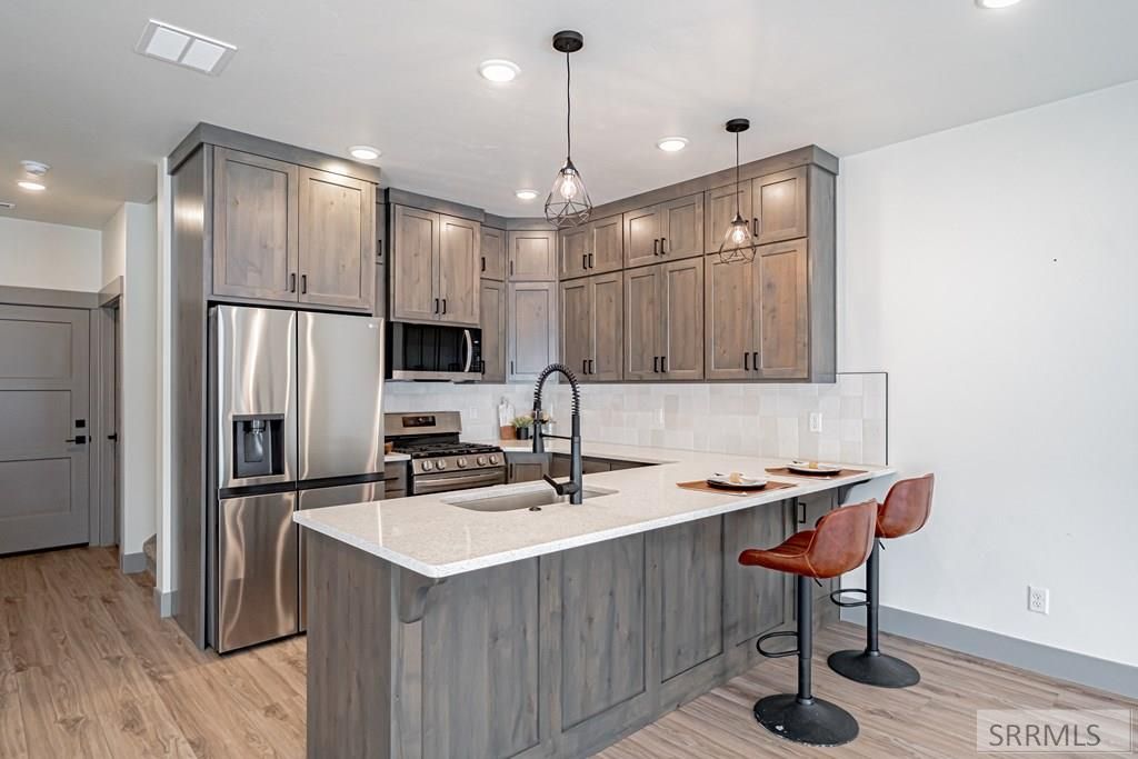 Image 9 of property listing at 5133 N Beach Drive, Idaho Falls, ID 83401