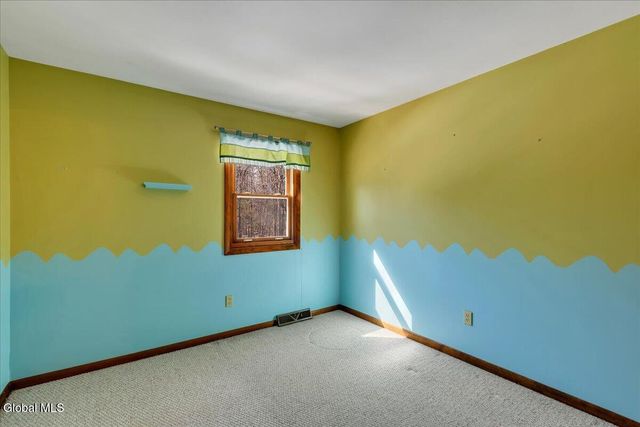 15 Durham Way, Clifton Park, NY 12065