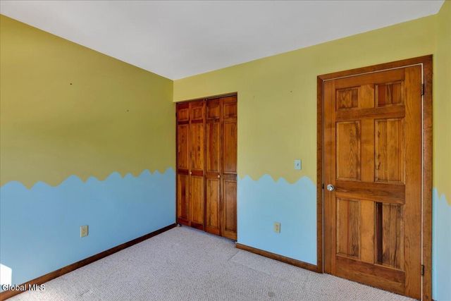 15 Durham Way, Clifton Park, NY 12065