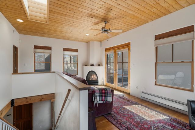 655 Bishops Lodge Road B, Santa Fe, NM 87501