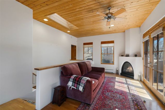 655 Bishops Lodge Road B, Santa Fe, NM 87501