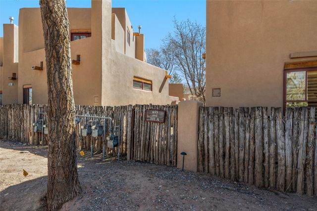 655 Bishops Lodge Road B, Santa Fe, NM 87501