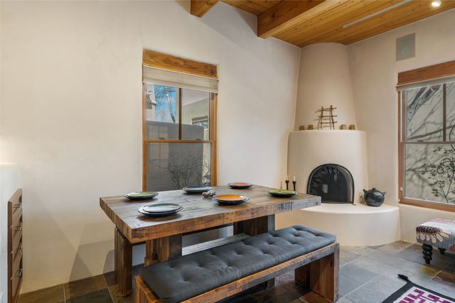 655 Bishops Lodge Road B, Santa Fe, NM 87501