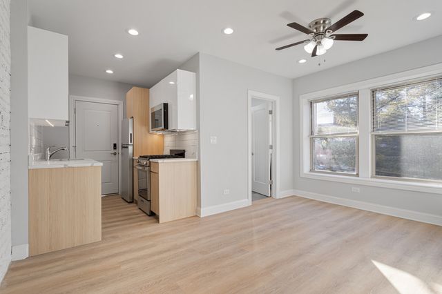 1631 W Chase Avenue 2G, Chicago, IL 60626