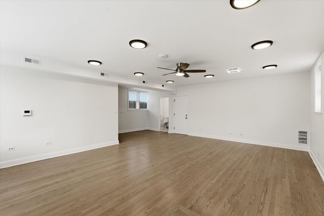 5915 N Milwaukee Avenue N G, Chicago, IL 60646