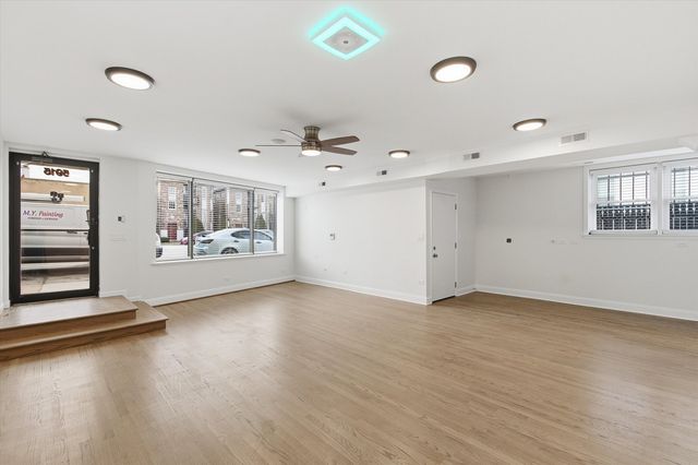 5915 N Milwaukee Avenue N G, Chicago, IL 60646