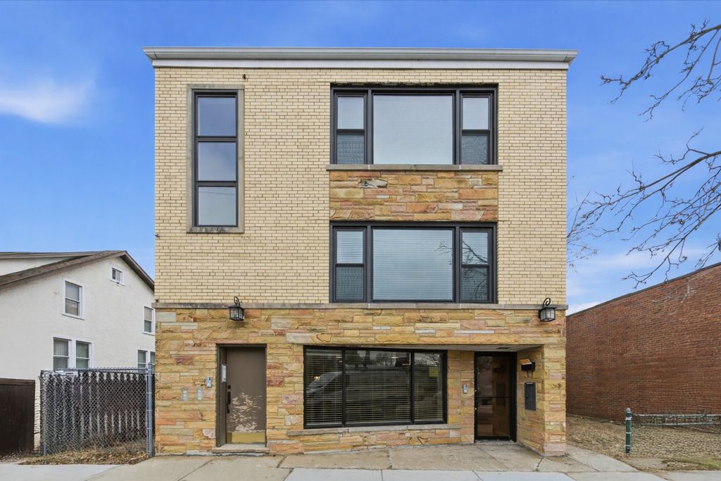 5915 N Milwaukee Avenue N G, Chicago, IL 60646