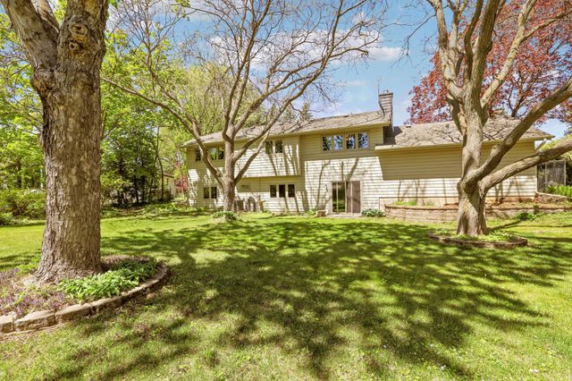 16541 29th Avenue N, Plymouth, MN 55447