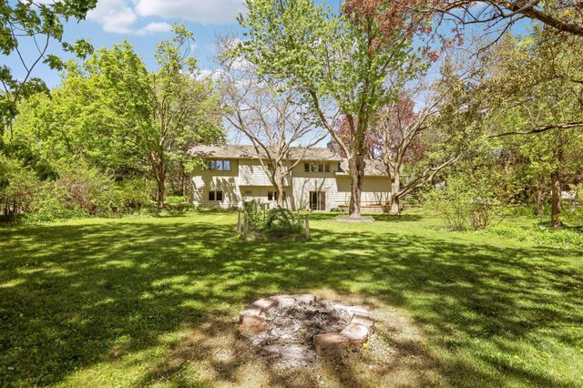 16541 29th Avenue N, Plymouth, MN 55447