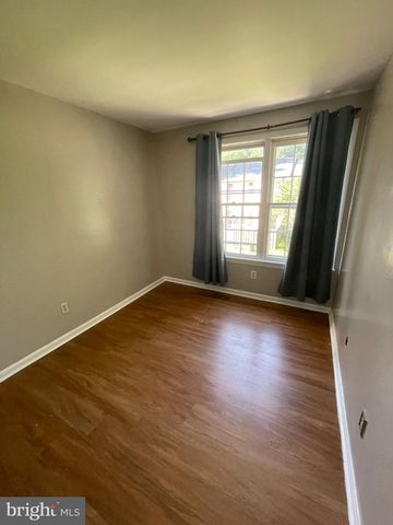10075 MAPLE LEAF DR, Montgomery Village, MD 20886