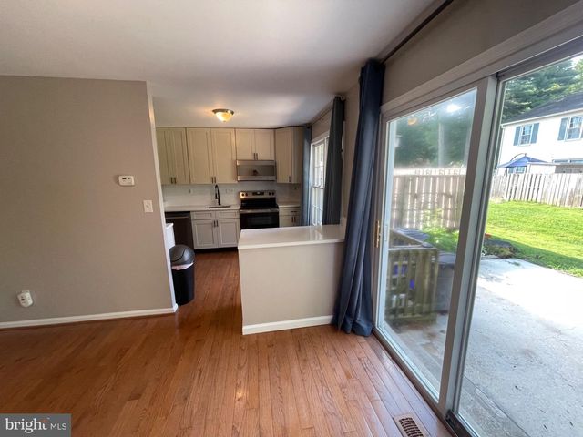 10075 MAPLE LEAF DR, Montgomery Village, MD 20886