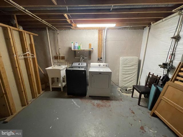 10075 MAPLE LEAF DR, Montgomery Village, MD 20886