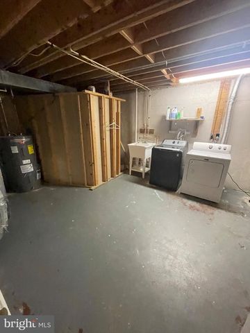 10075 MAPLE LEAF DR, Montgomery Village, MD 20886