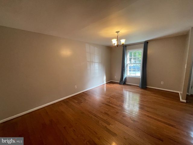 10075 MAPLE LEAF DR, Montgomery Village, MD 20886