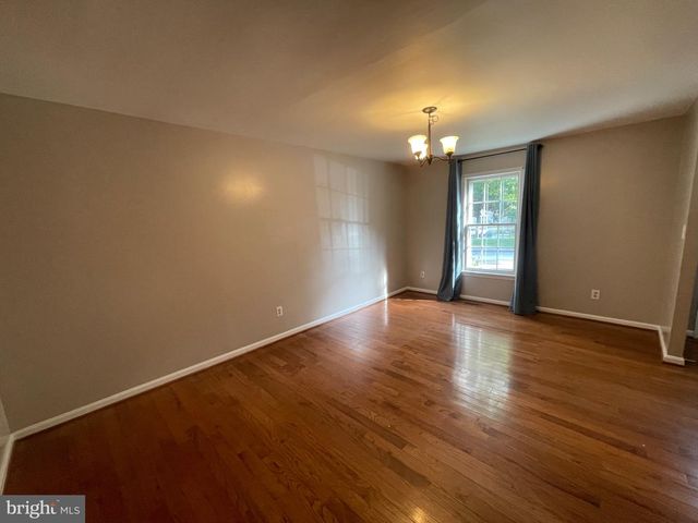 10075 MAPLE LEAF DR, Montgomery Village, MD 20886