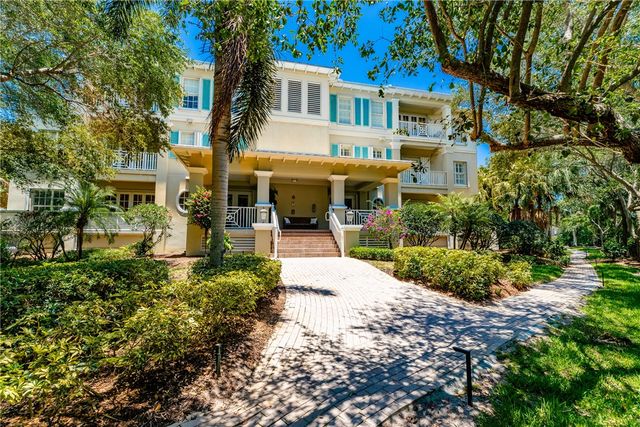 110 Island Plantation Terrace 201, Vero Beach, FL 32963