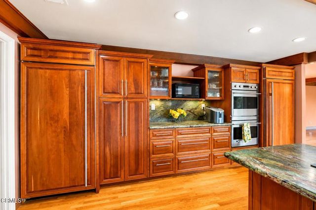 569 Valley Vista Drive, Camarillo, CA 93010