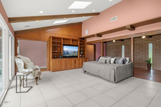 569 Valley Vista Drive, Camarillo, CA 93010