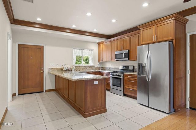 569 Valley Vista Drive, Camarillo, CA 93010