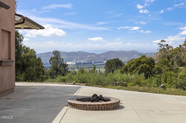 569 Valley Vista Drive, Camarillo, CA 93010