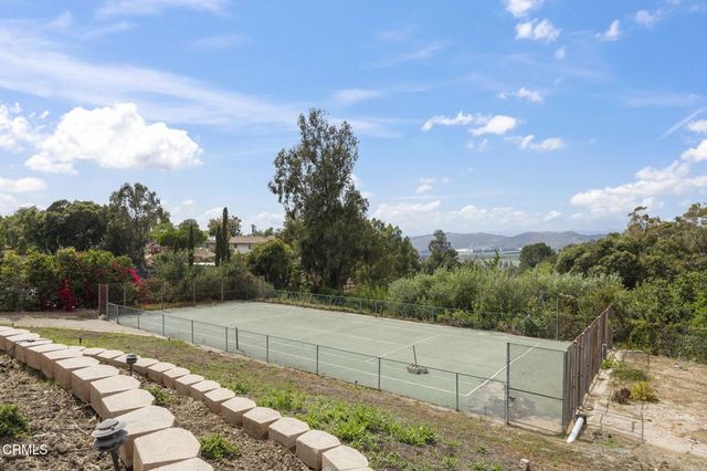 569 Valley Vista Drive, Camarillo, CA 93010