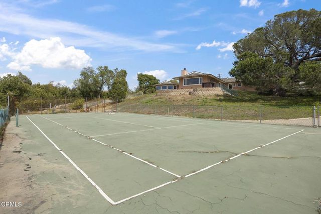 569 Valley Vista Drive, Camarillo, CA 93010