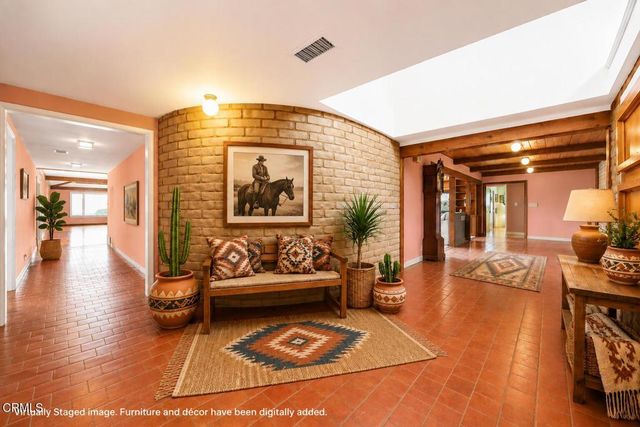 569 Valley Vista Drive, Camarillo, CA 93010